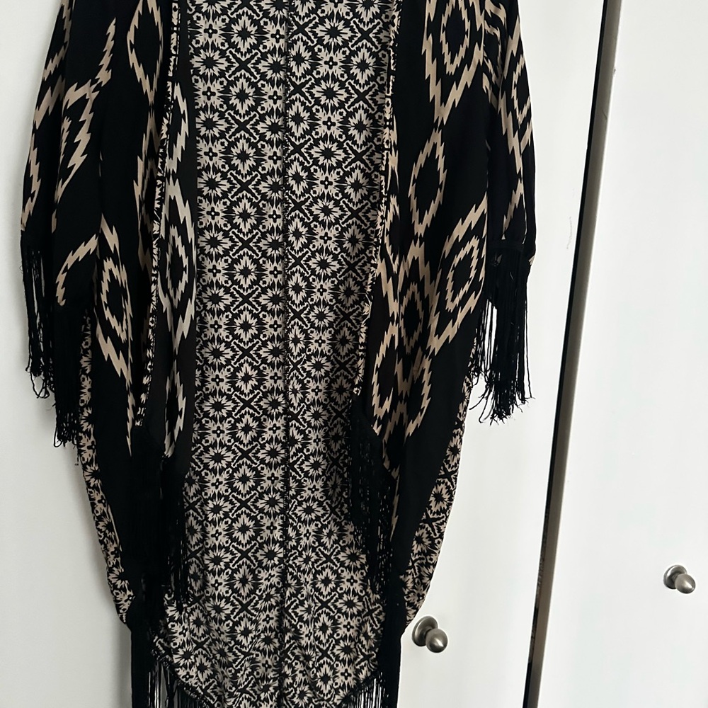 Elegant Black and Cream Women's Poncho
